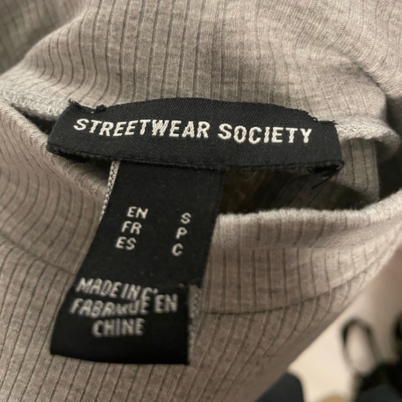 Grey body suit! Never worn in perfect condition - Picture 2 of 2